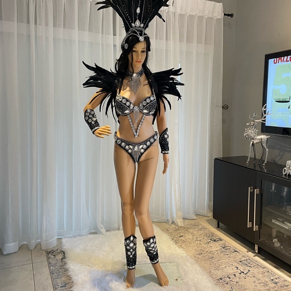 SAMBA BIKINI SET REDUCED PRICE$$$ - Picture 7 of 11